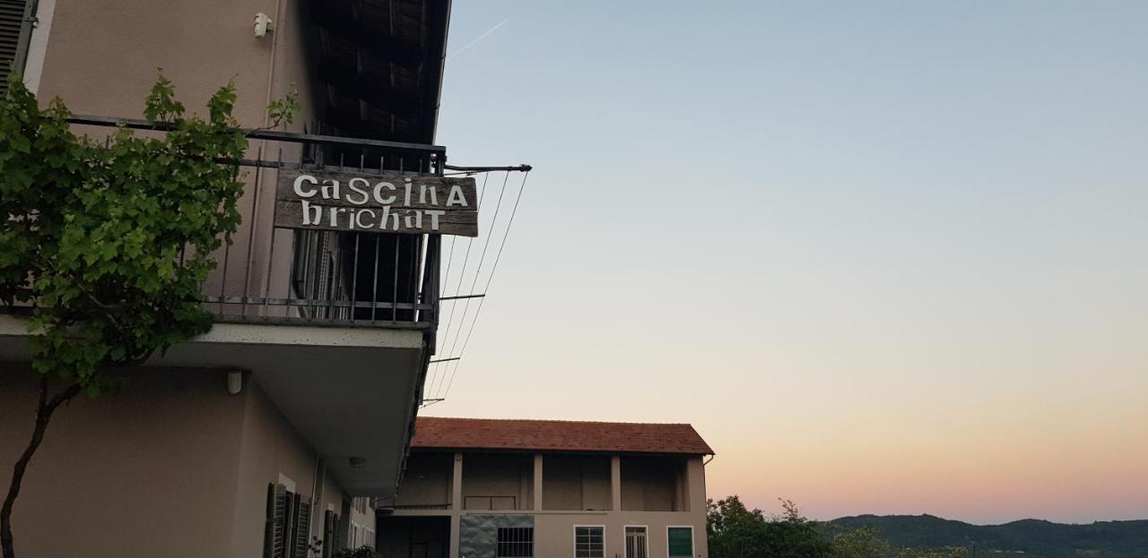 Cascina Brichat Alta Langa Serravalle delle Langhe Екстер'єр фото