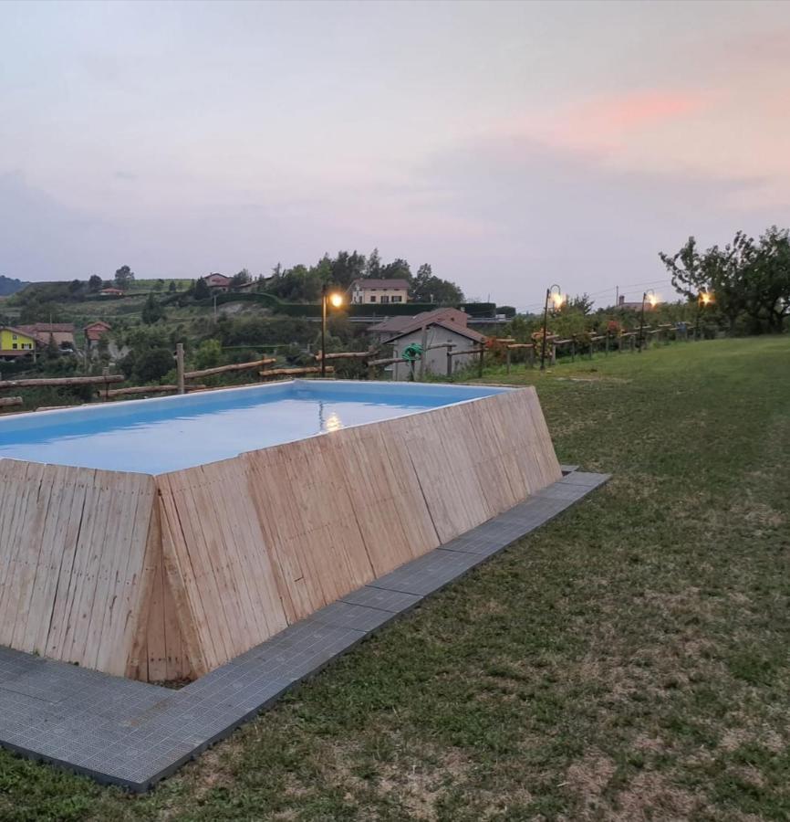 Cascina Brichat Alta Langa Serravalle delle Langhe Екстер'єр фото
