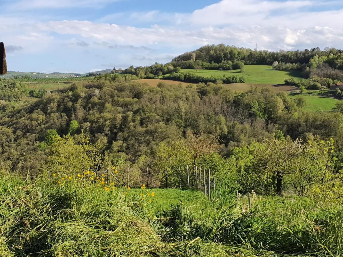 Cascina Brichat Alta Langa Serravalle delle Langhe Екстер'єр фото